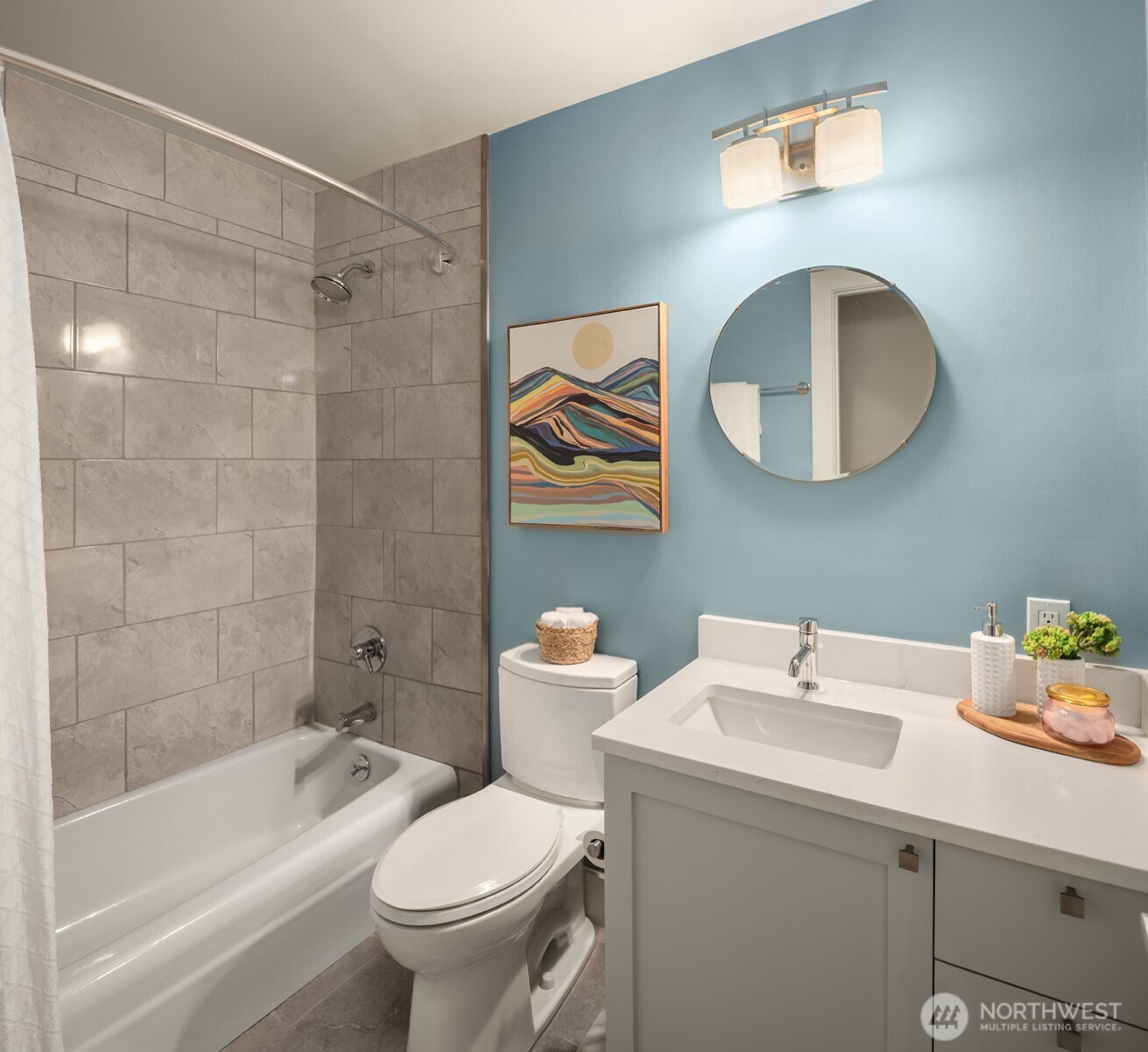 7300 Woodlawn Avenue NE Unit: 401