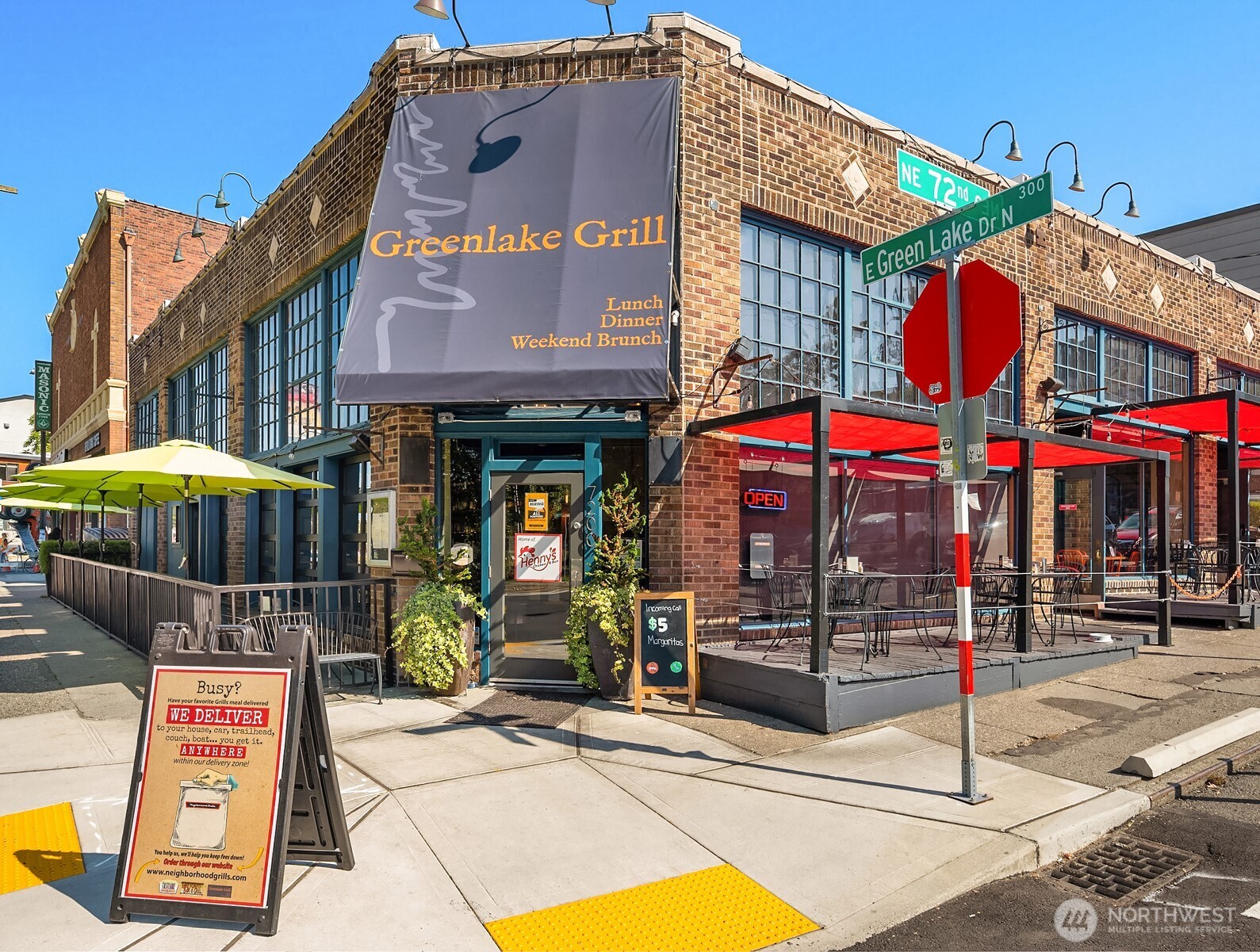 7300 Woodlawn Avenue NE Unit: 401
