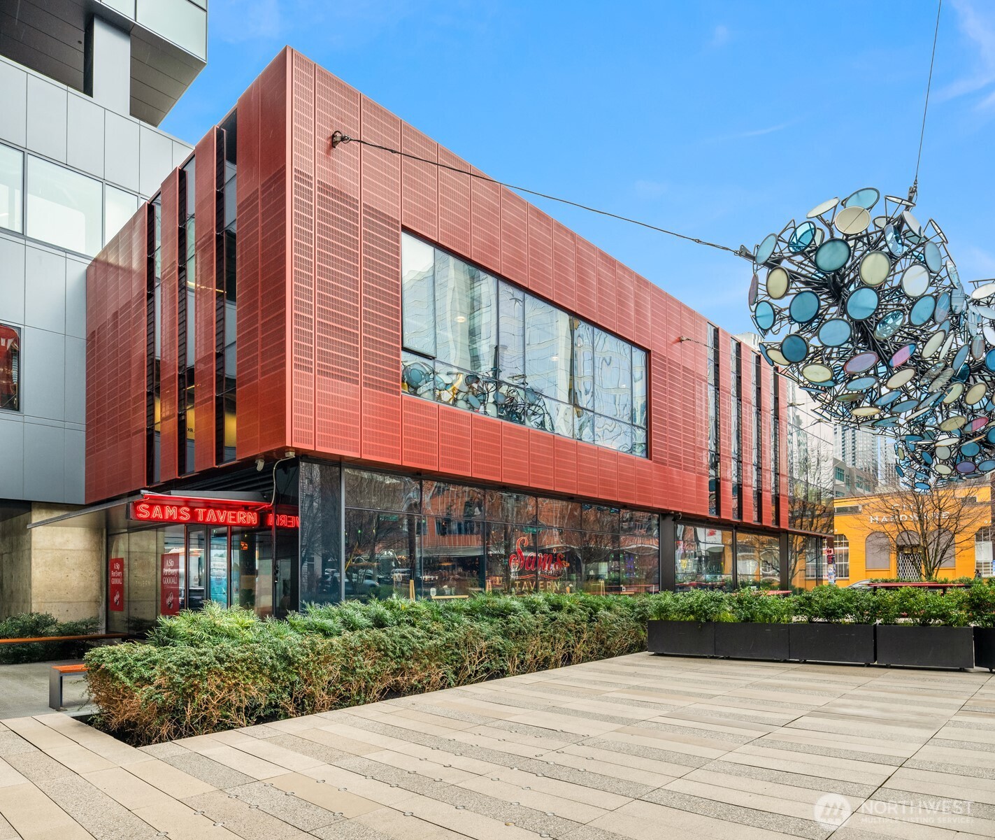 401 9th Avenue N Unit: 102