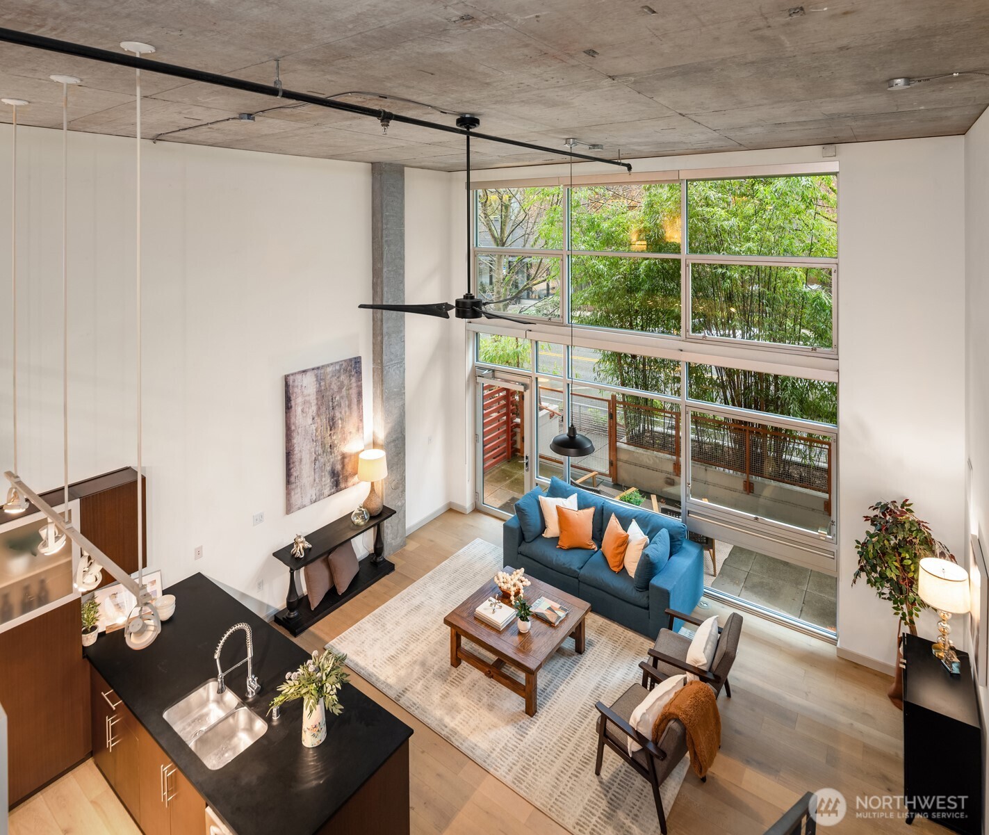 401 9th Avenue N Unit: 102