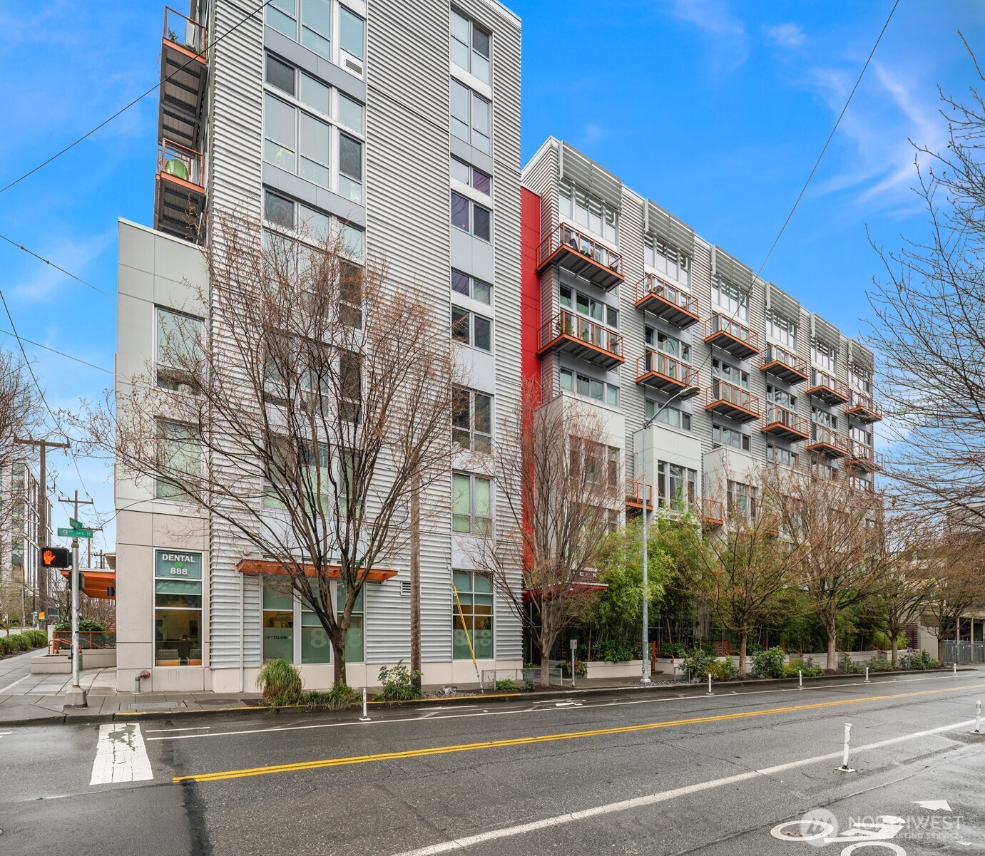 401 9th Avenue N Unit: 102