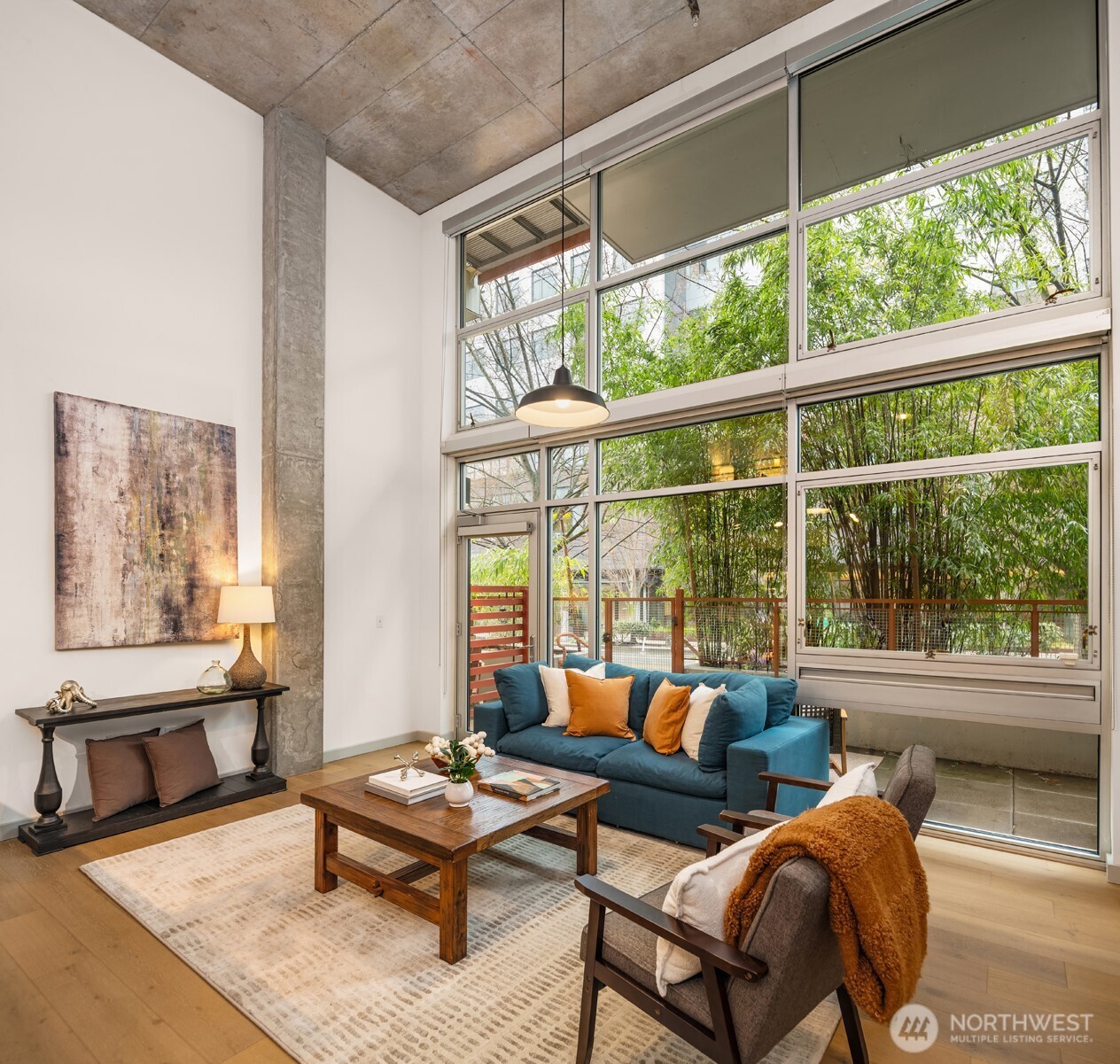 401 9th Avenue N Unit: 102