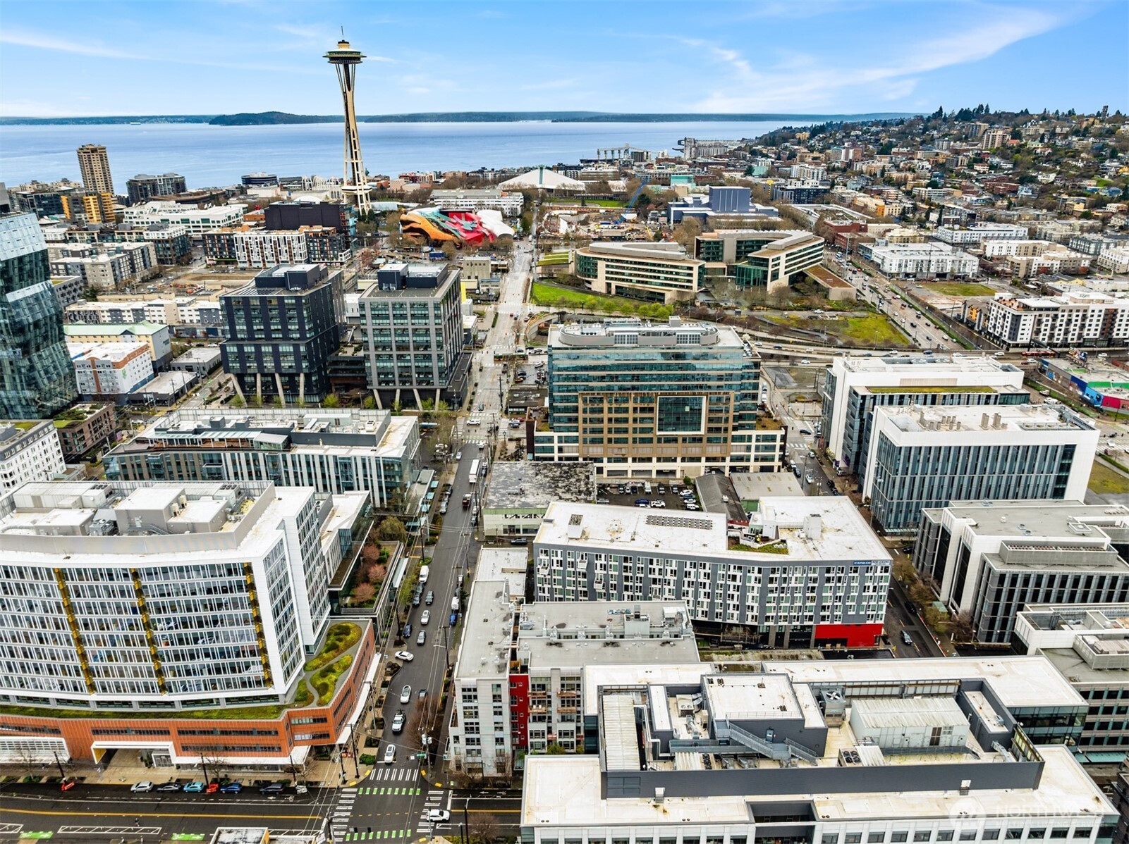 401 9th Avenue N Unit: 102