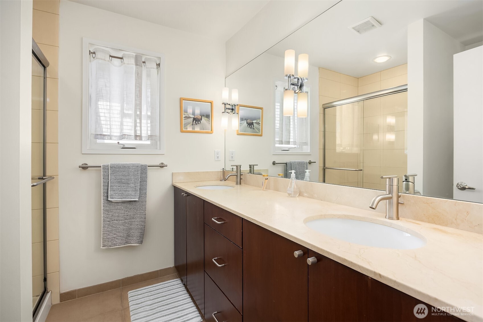 209 27th Avenue E Unit: B