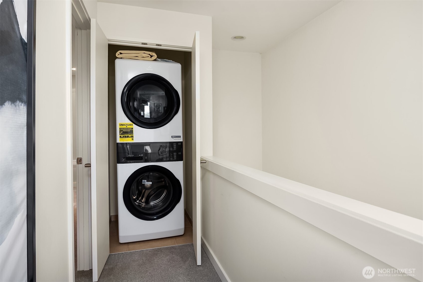 209 27th Avenue E Unit: B