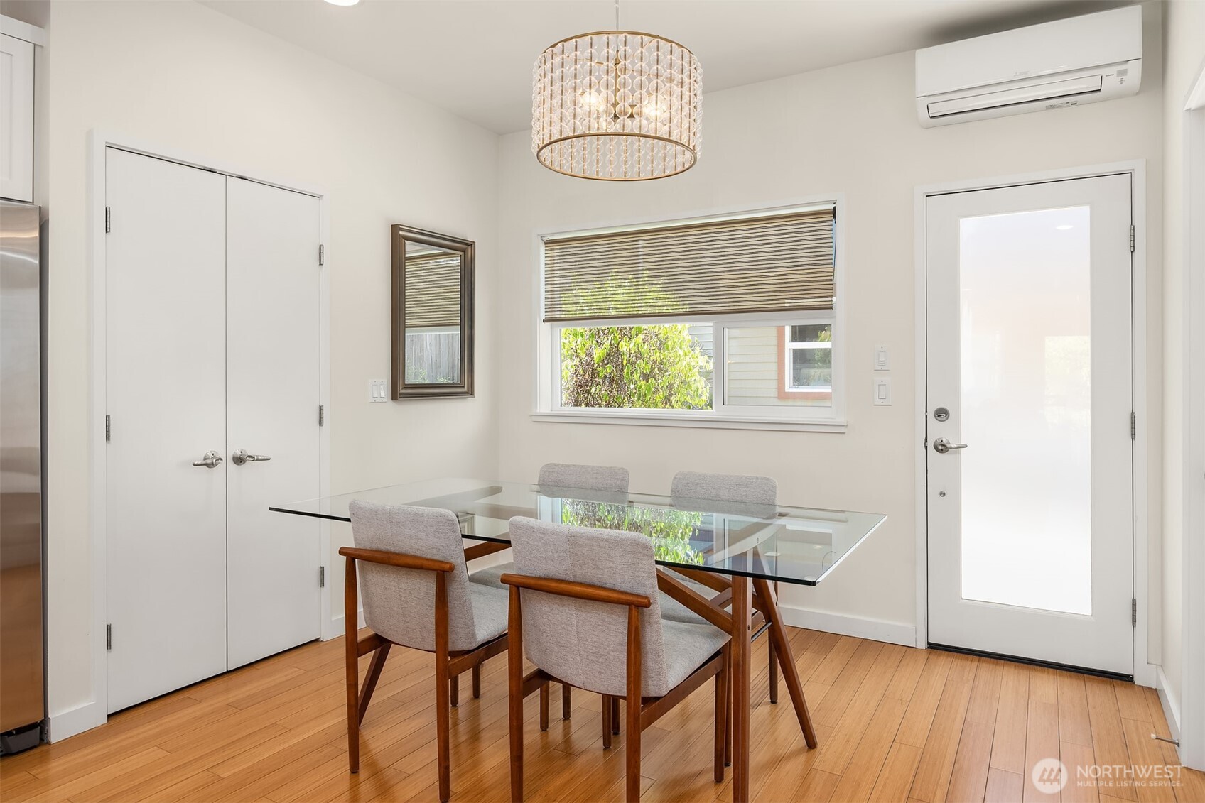209 27th Avenue E Unit: B