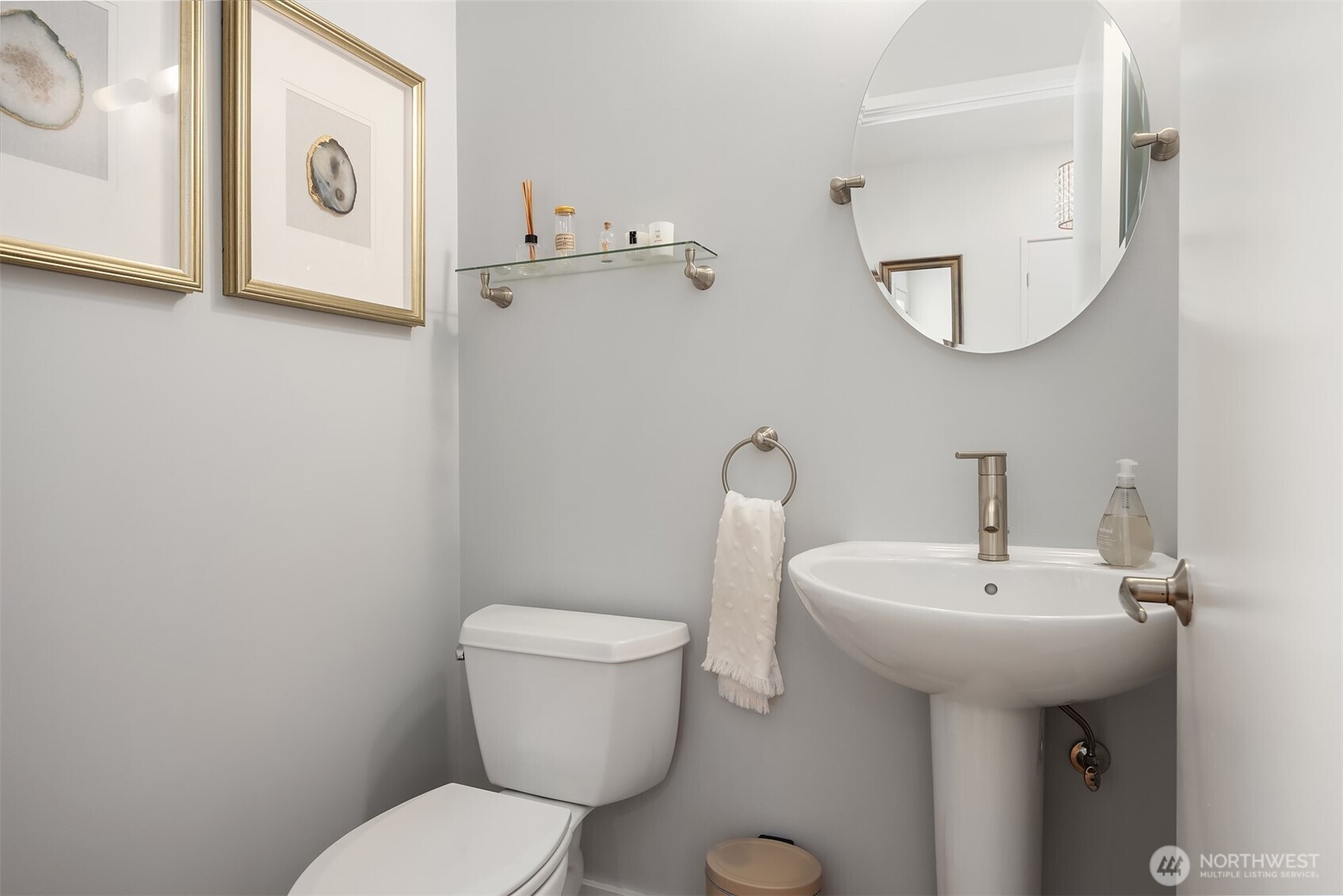 209 27th Avenue E Unit: B