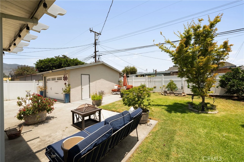 708 S Vecino Drive