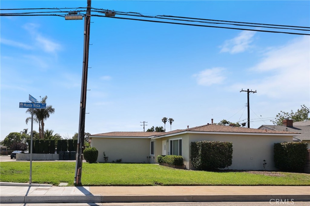 4888 Lincoln Avenue