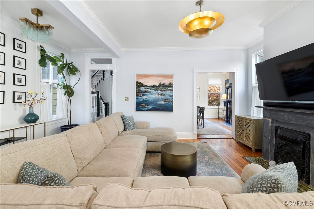 3137 Grove Ave