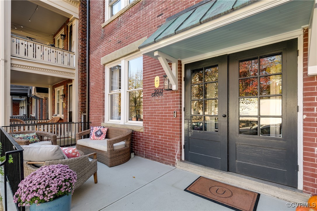 2021 Grove Ave