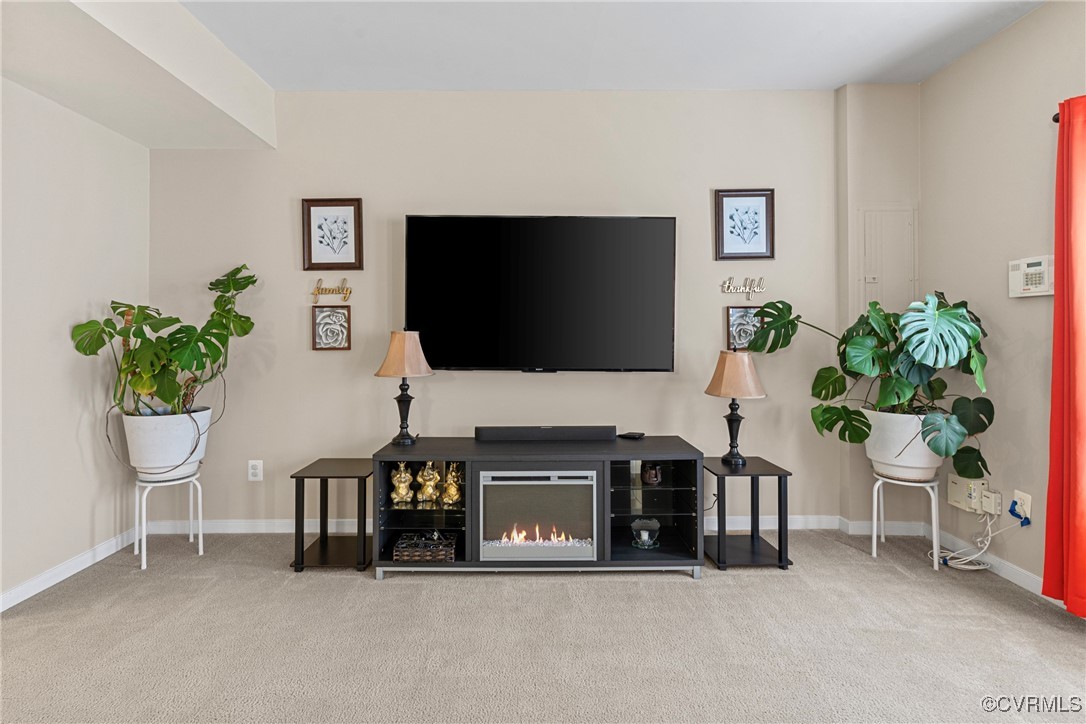 428 Kingsridge Rd