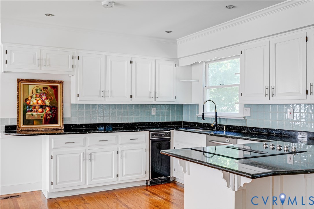 8314 Fulham Ct