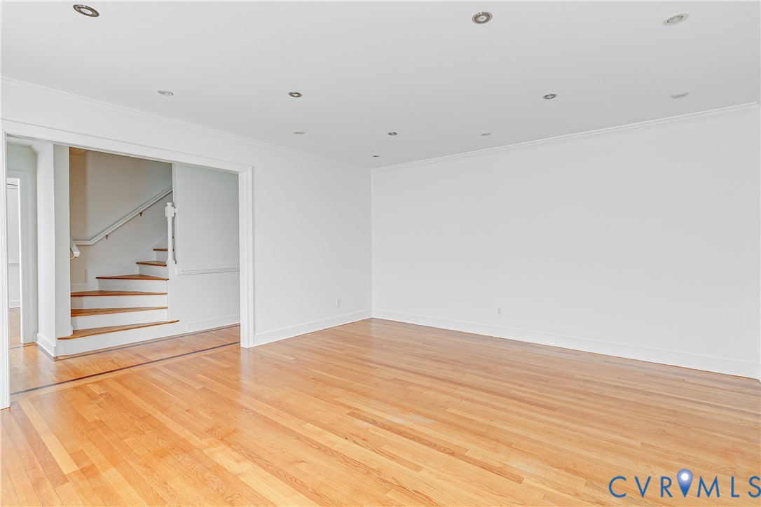8314 Fulham Ct