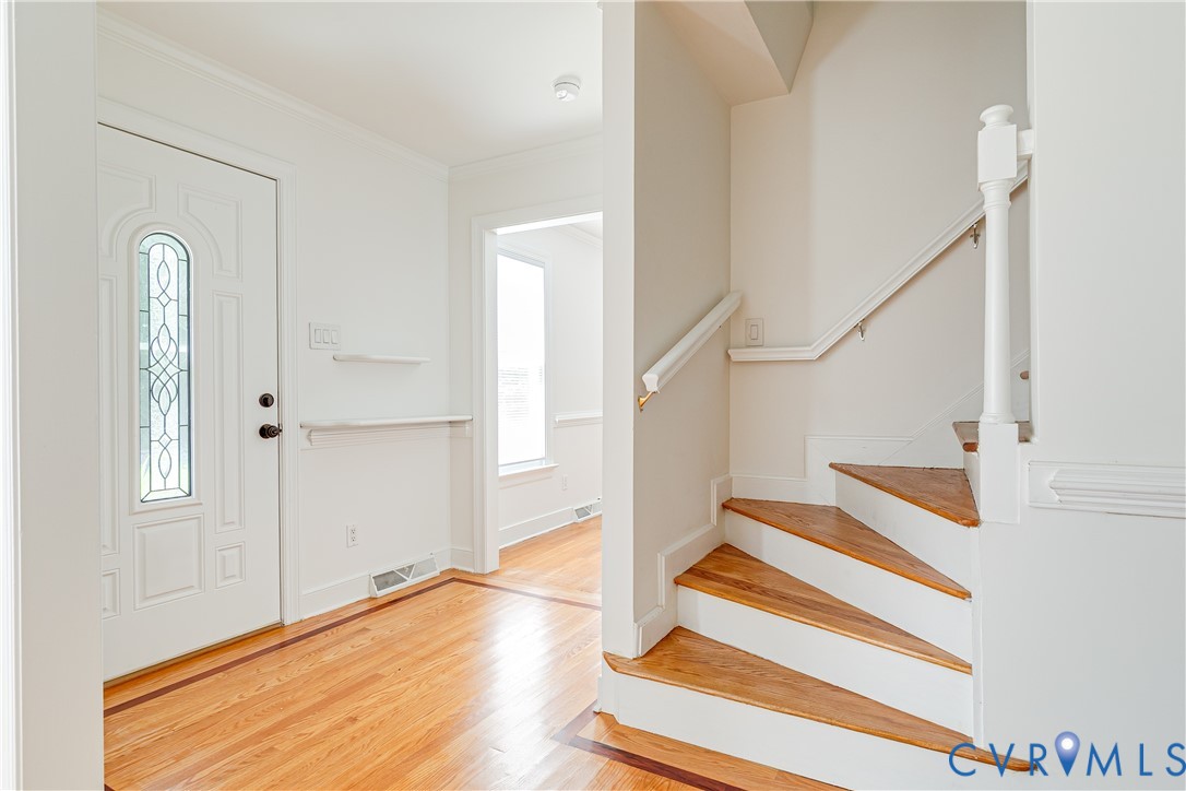 8314 Fulham Ct
