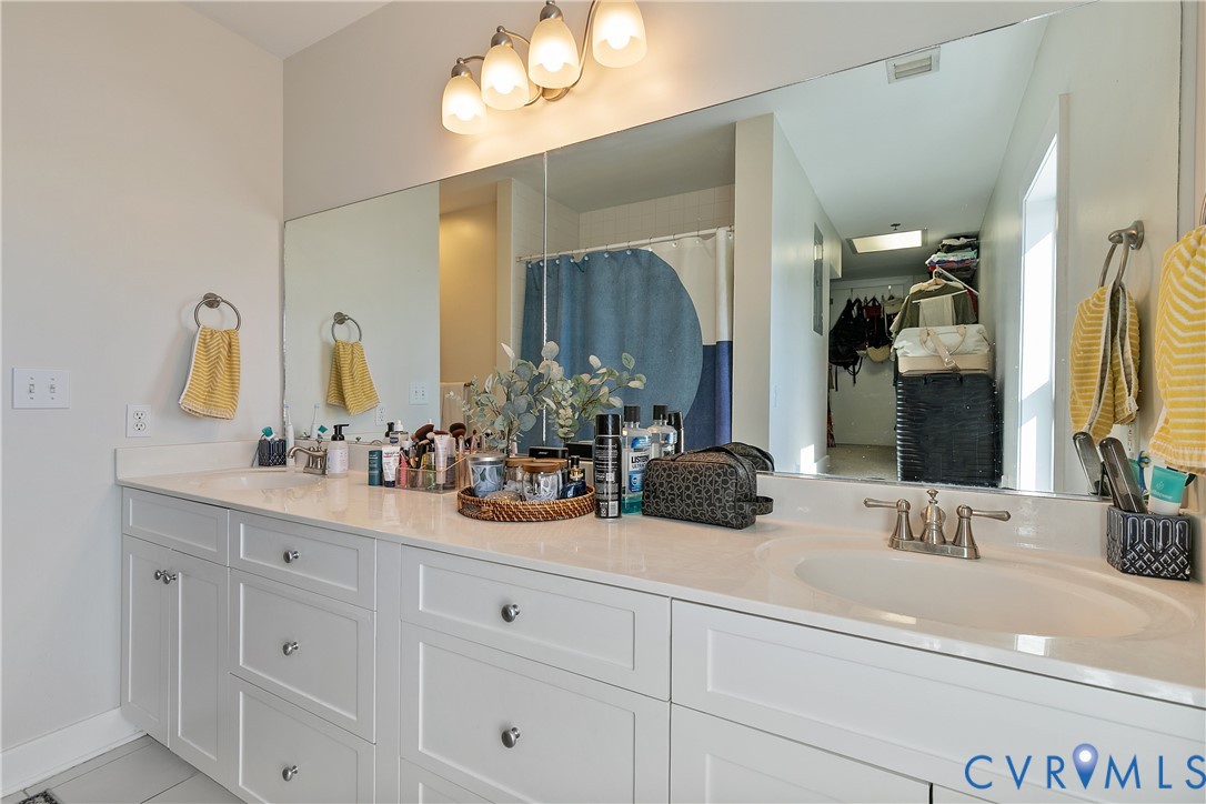 1907 W Cary St Unit#A