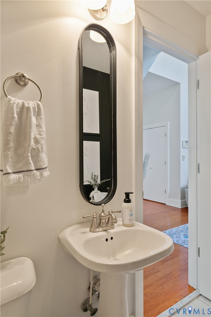 1907 W Cary St Unit#A