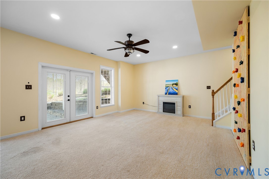 14400 Fountain View Dr