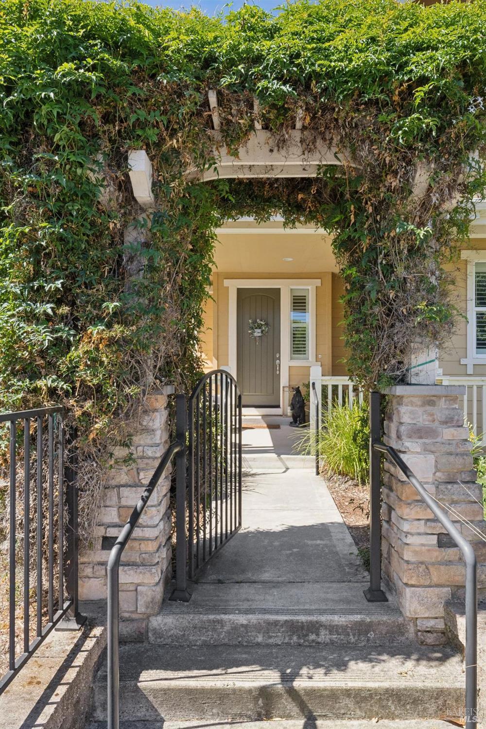 1627 Hill Road