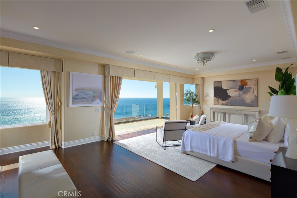 45 Beach View Avenue