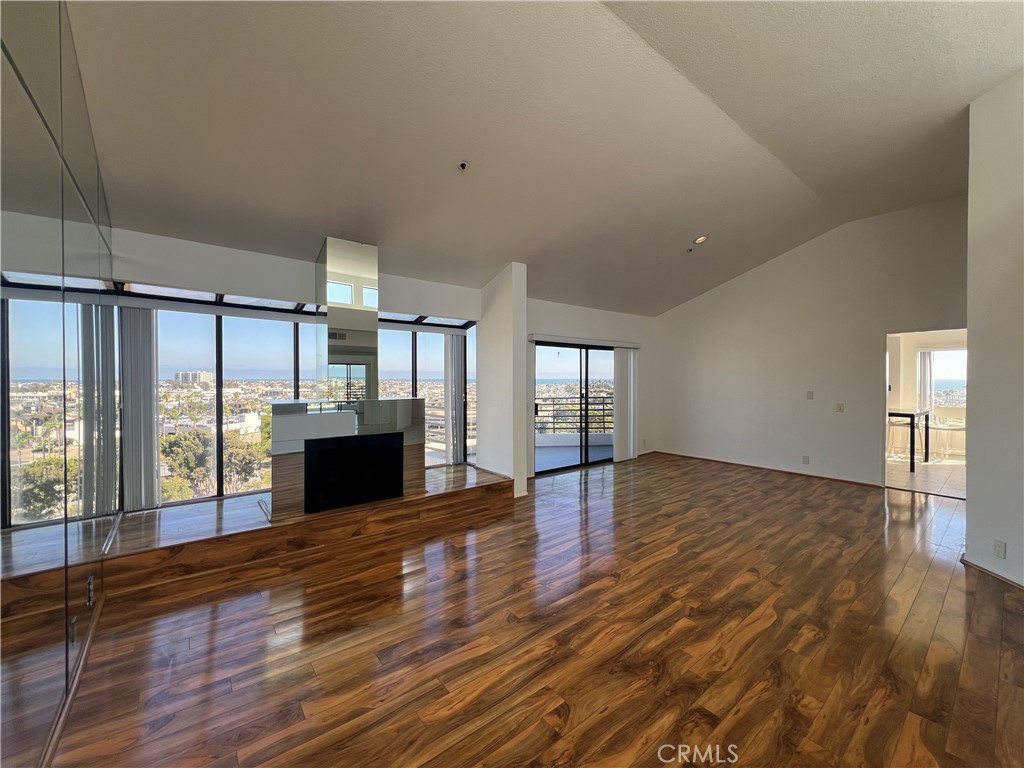 270 Cagney Lane 311