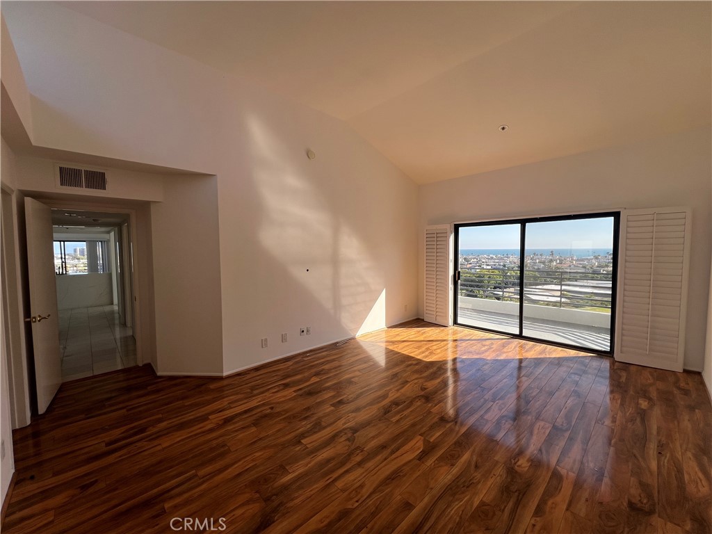 270 Cagney Lane 311