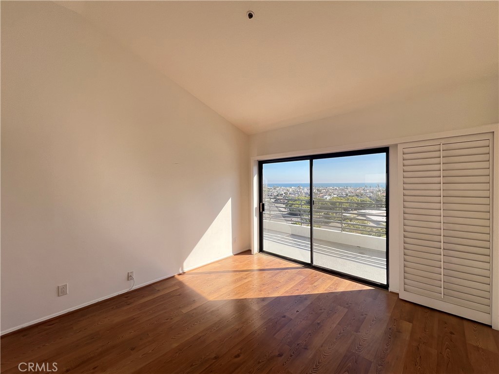 270 Cagney Lane 311