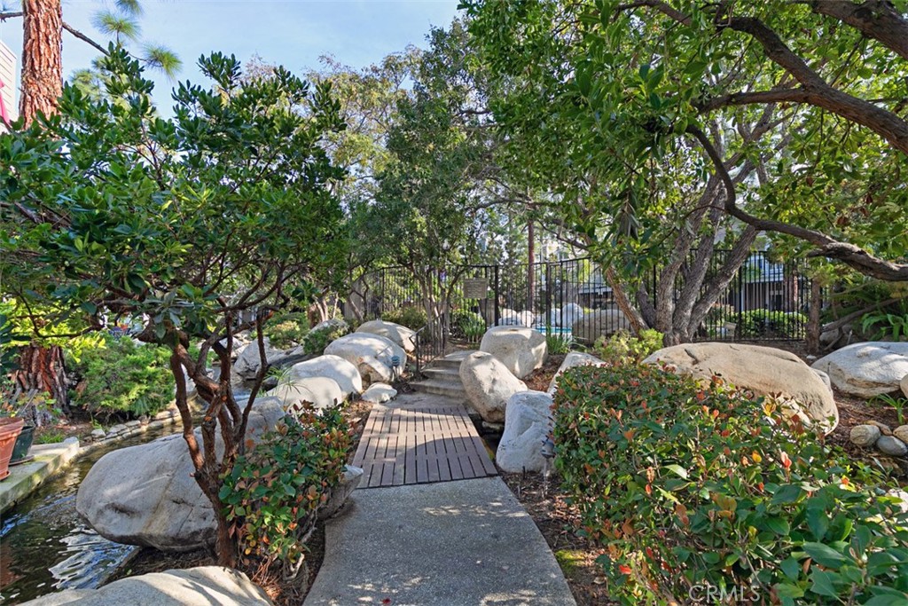 3044 Kittendale Bay 16