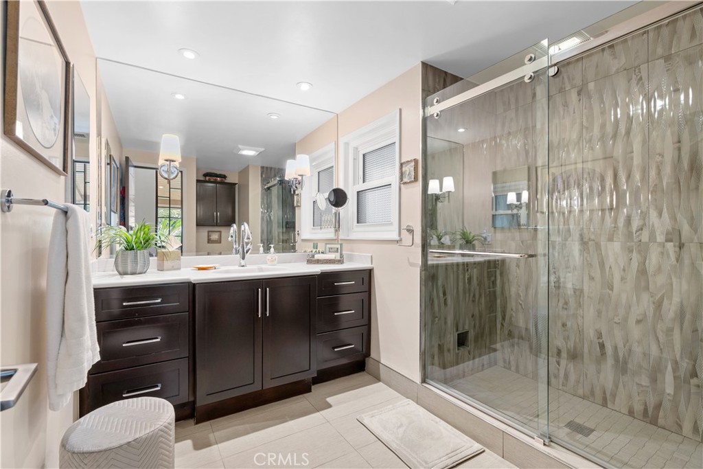 2050 Noble View Drive