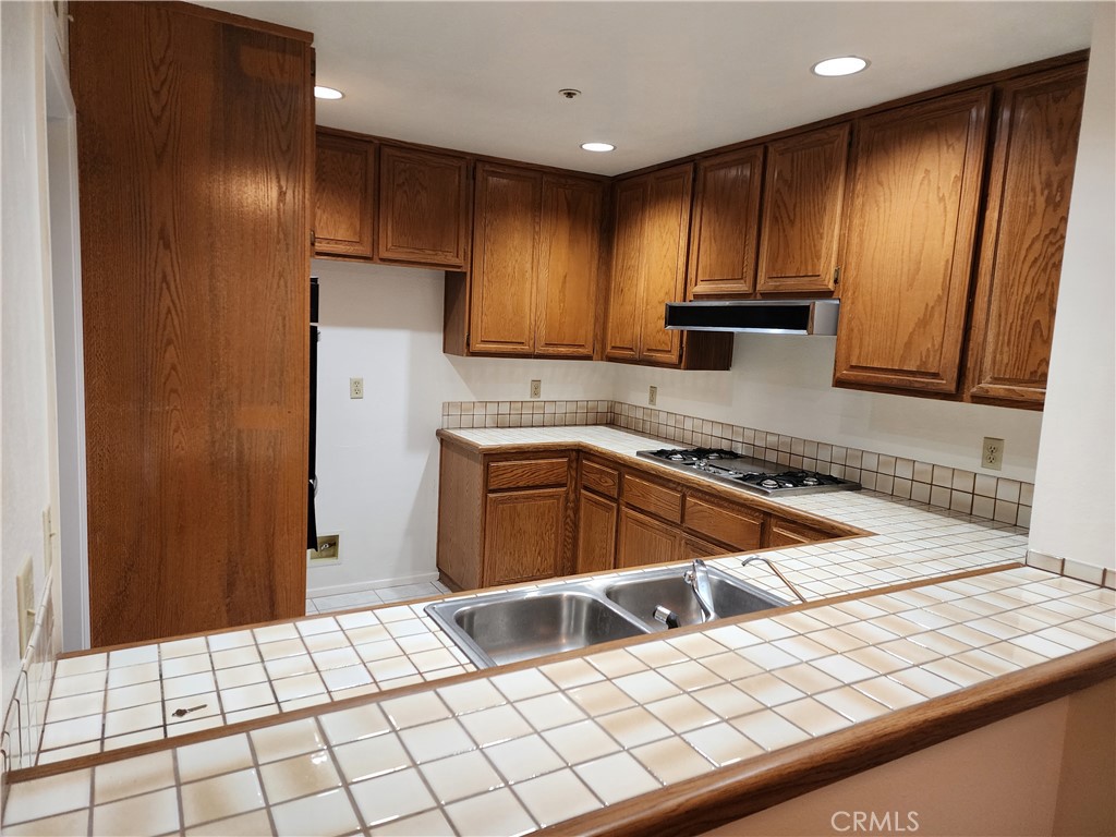 270 Cagney Lane 204