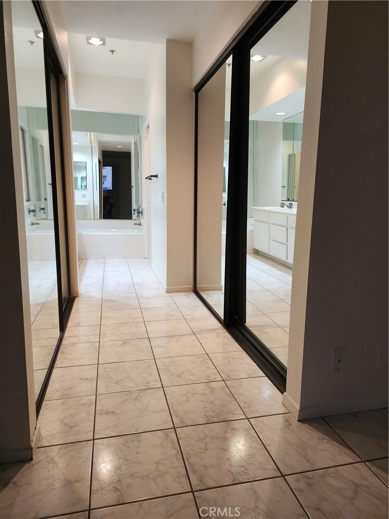 270 Cagney Lane 204