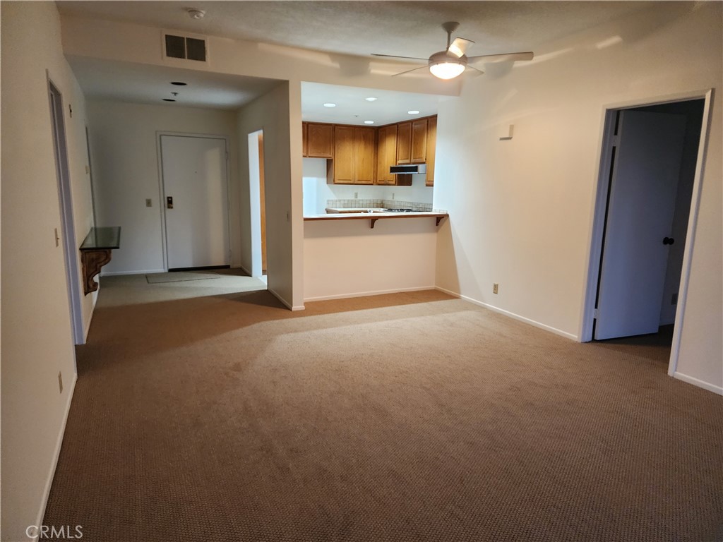 270 Cagney Lane 204