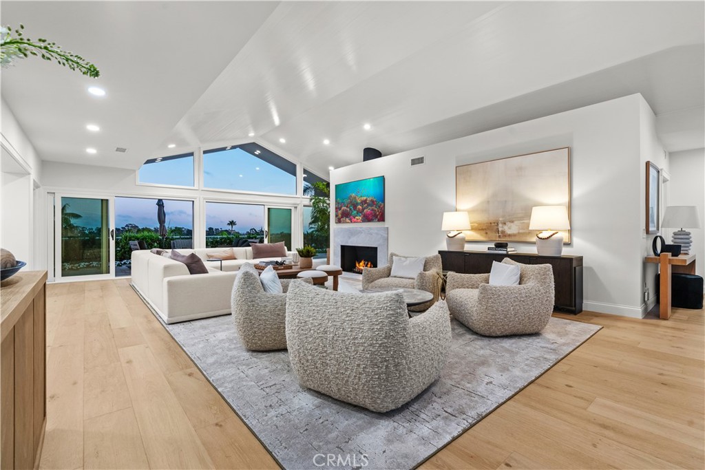 1032 Santiago Drive