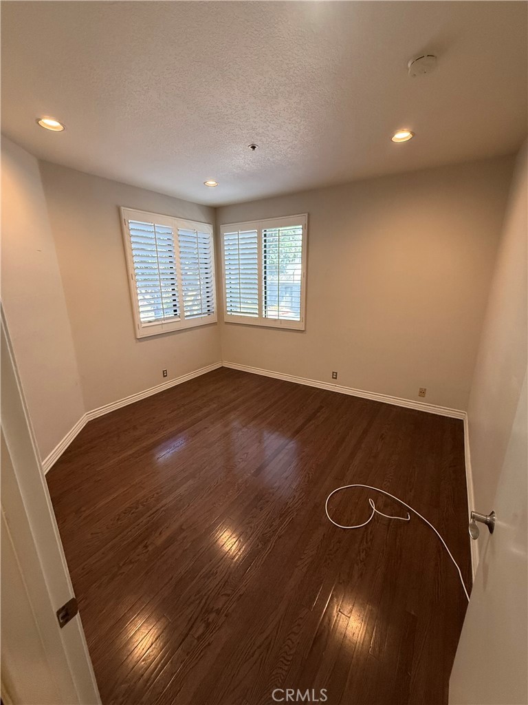 270 Cagney Lane 202