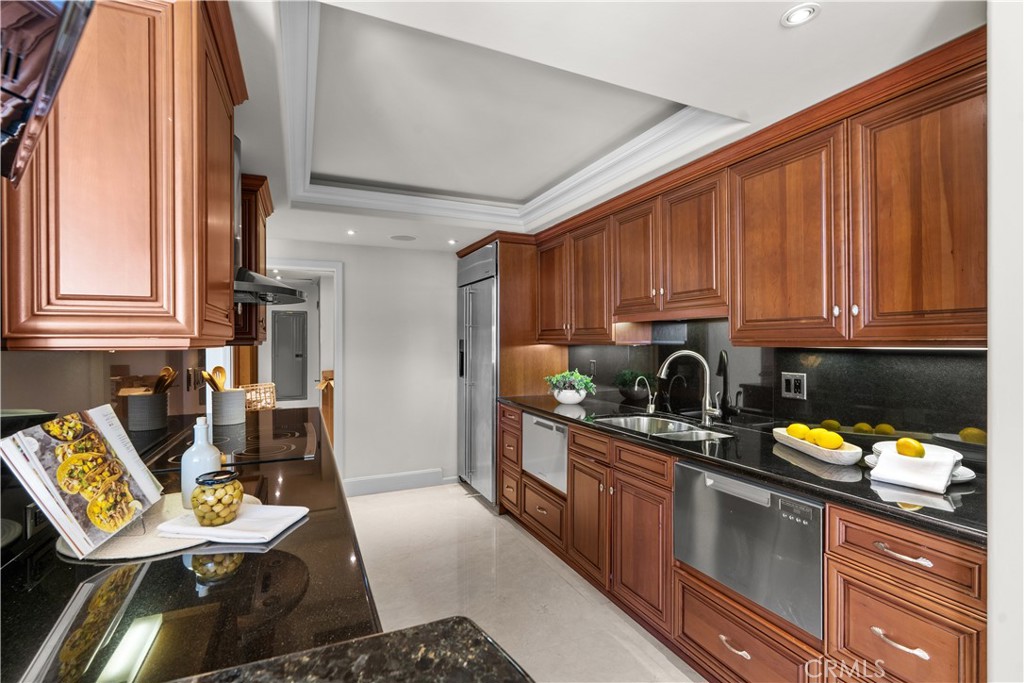 601 Lido Park Drive 1E