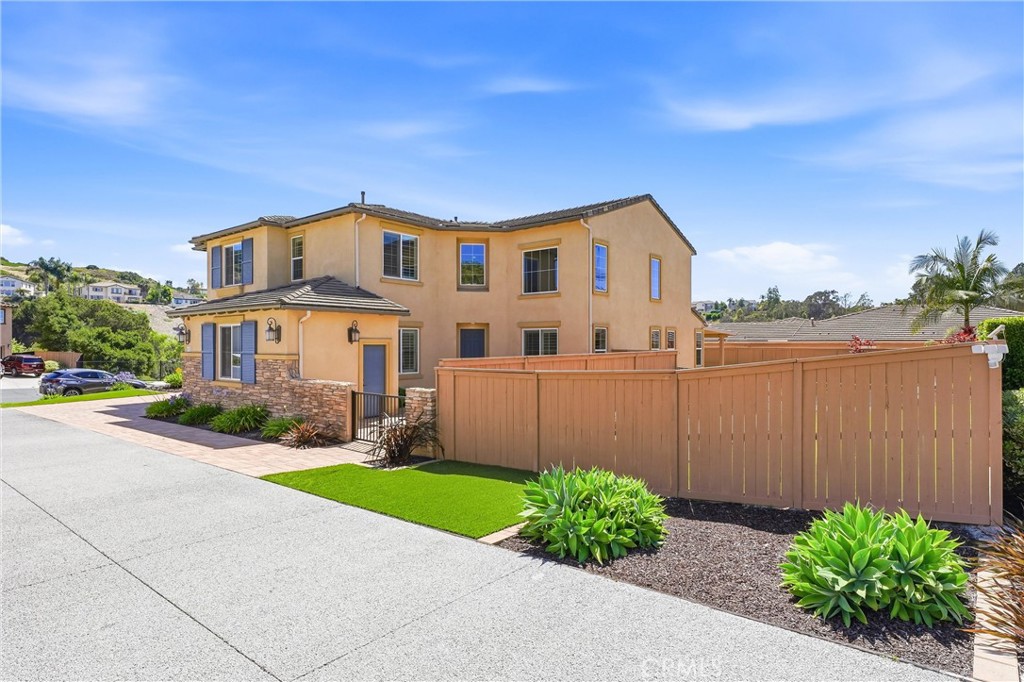 1128 Ocean Ridge Court