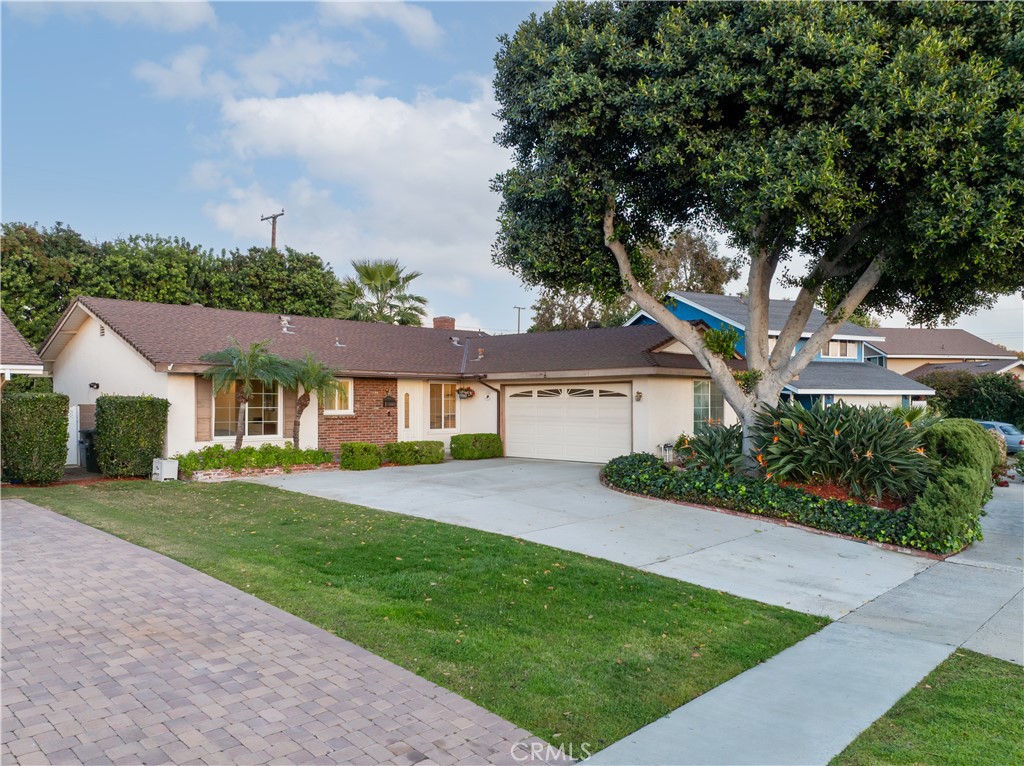 24745 Calle El Toro Grande