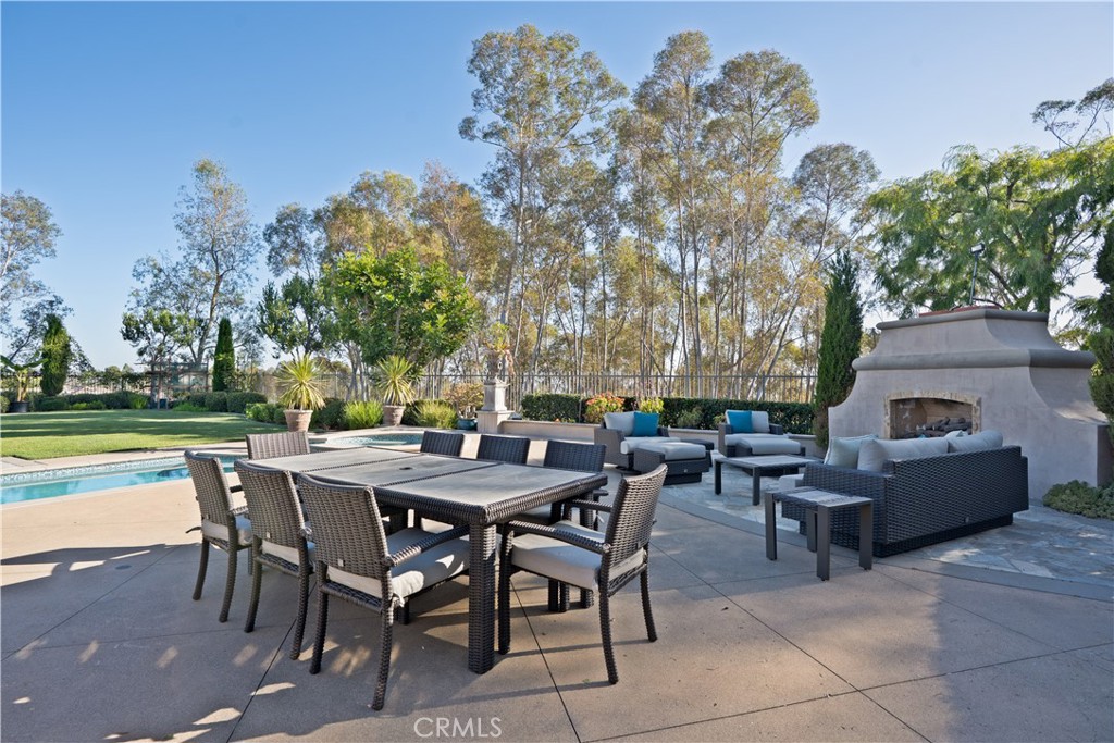 2384 Tubbs Drive