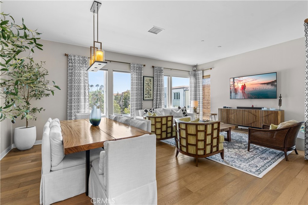 2765 Doheny