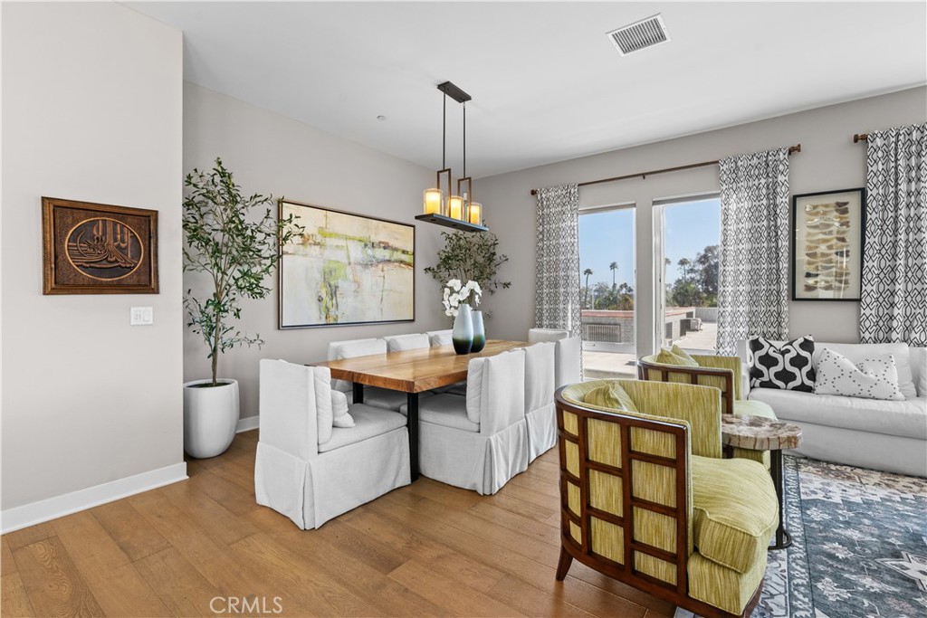 2765 Doheny