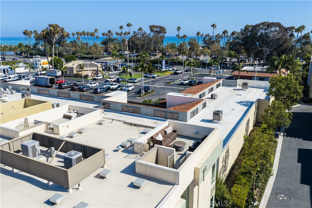 2765 Doheny