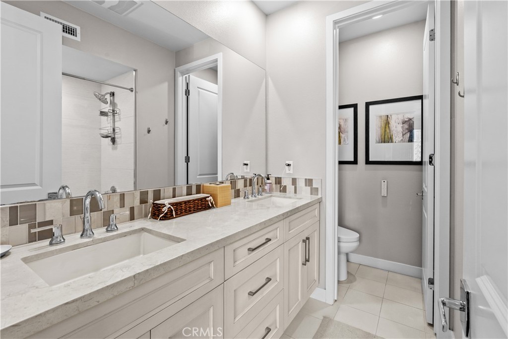 2765 Doheny