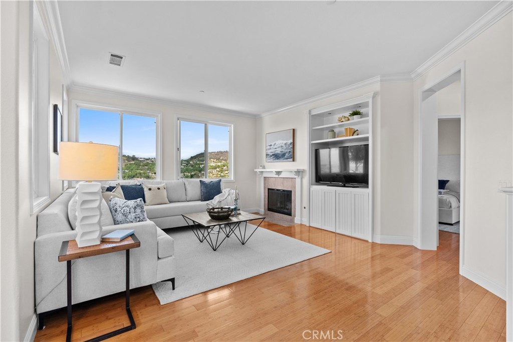 454 Camino Flora Vista