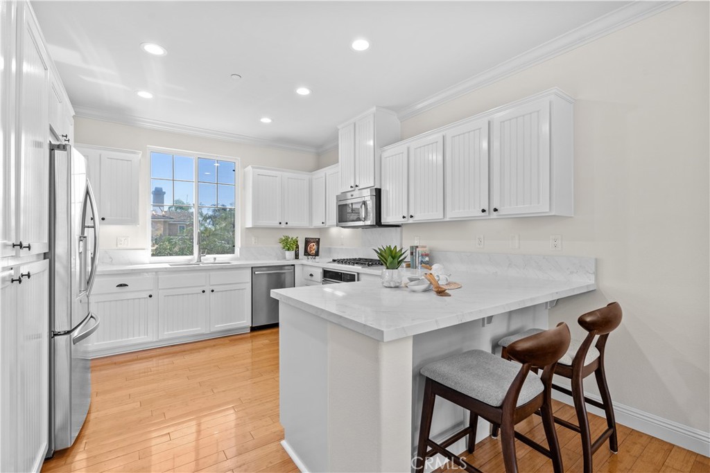 454 Camino Flora Vista