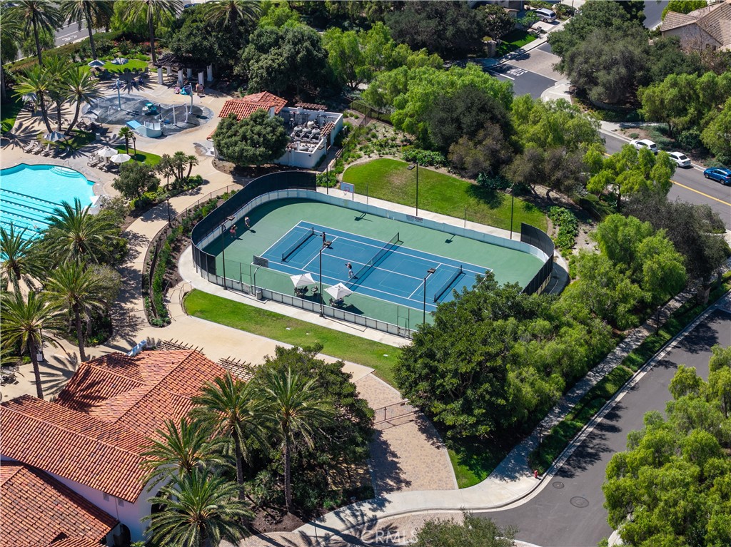 454 Camino Flora Vista