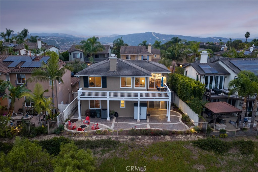 454 Camino Flora Vista