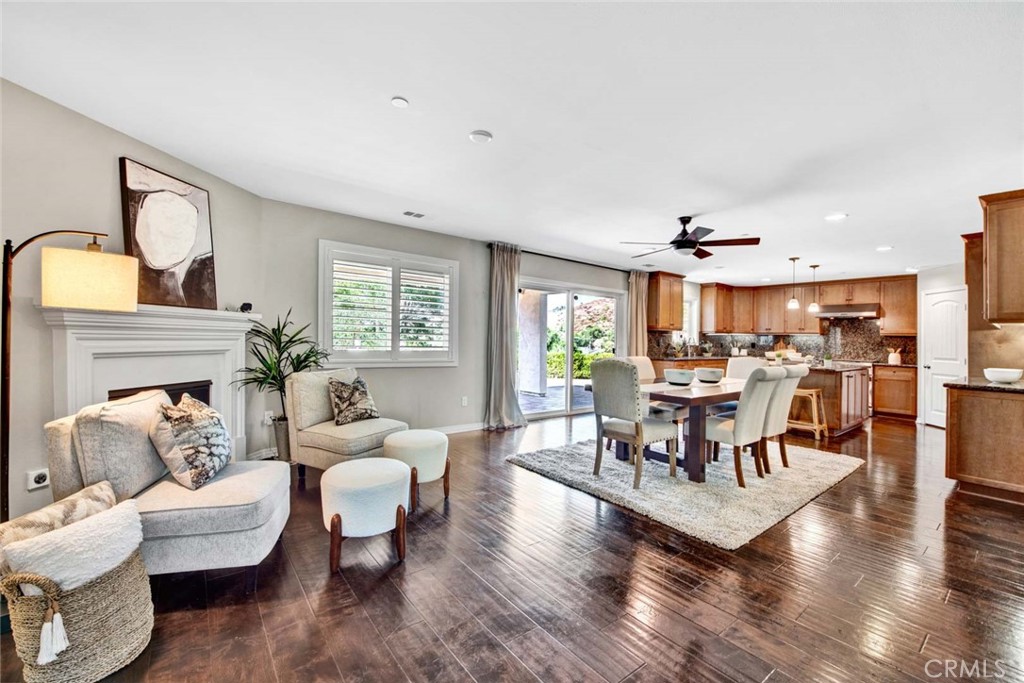 10385 Cresthaven Lane