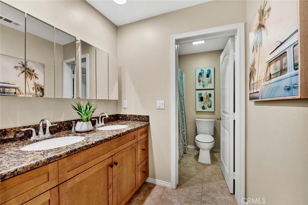 10385 Cresthaven Lane