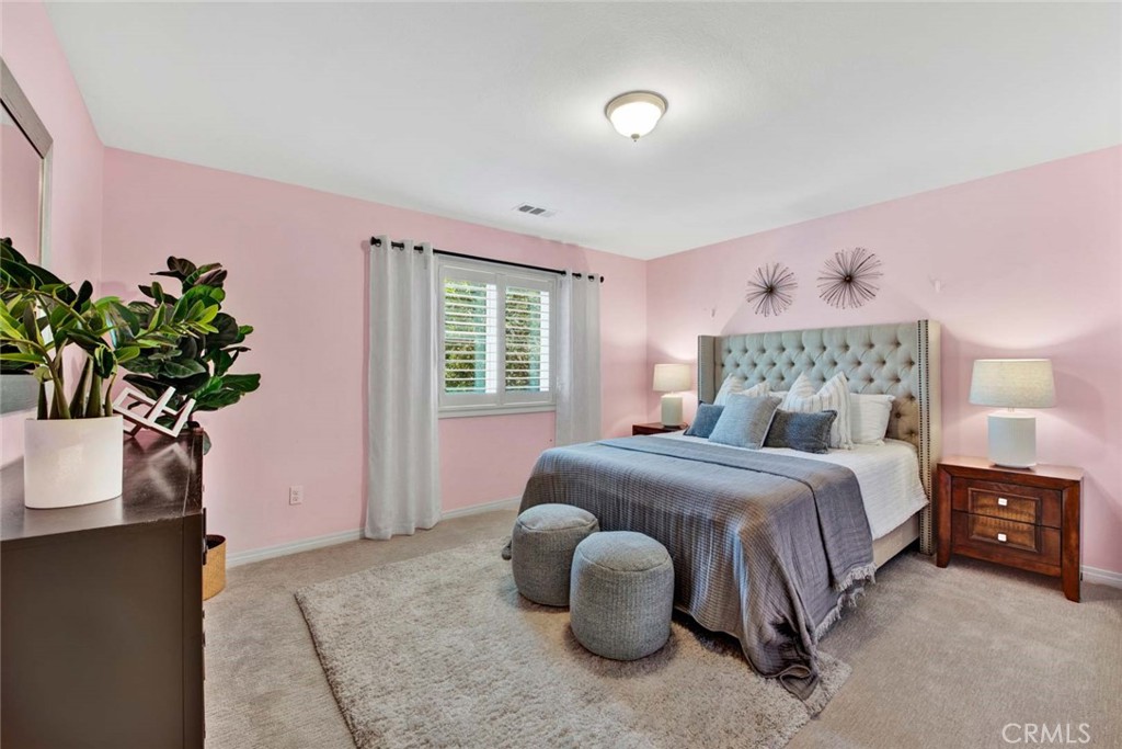 10385 Cresthaven Lane