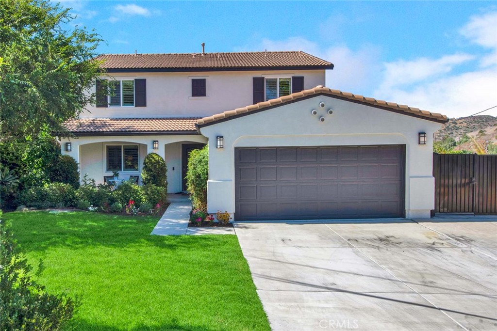 10385 Cresthaven Lane